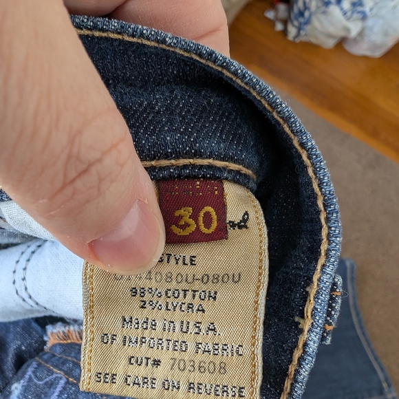 7 For All Mankind Women's Buttonfly Classic Bootcut Jeans, Size 30.  28" Inseam - Picture 3 of 10